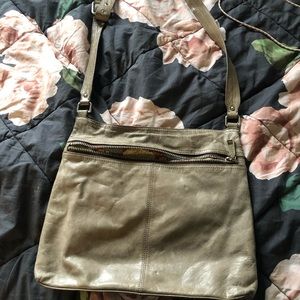 Crossbody purse